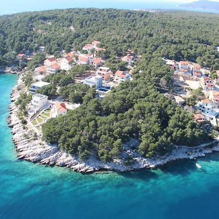 Apartment By The Sea Cove Osibova, Brac - 23774 Milna (Brac)